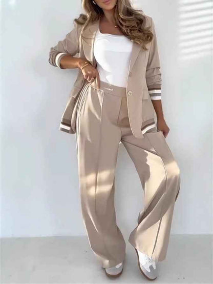 Elegant Women’s Office Suit – Blazer and Trousers Set